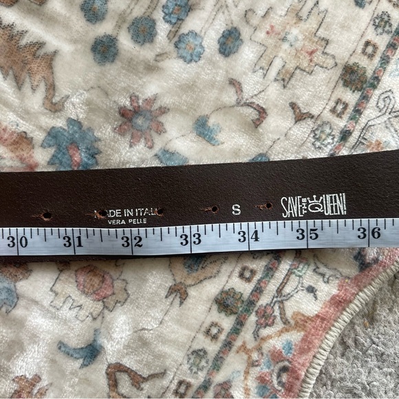 Save The Queen Chocolate Leather Belt - Picture 4 of 9